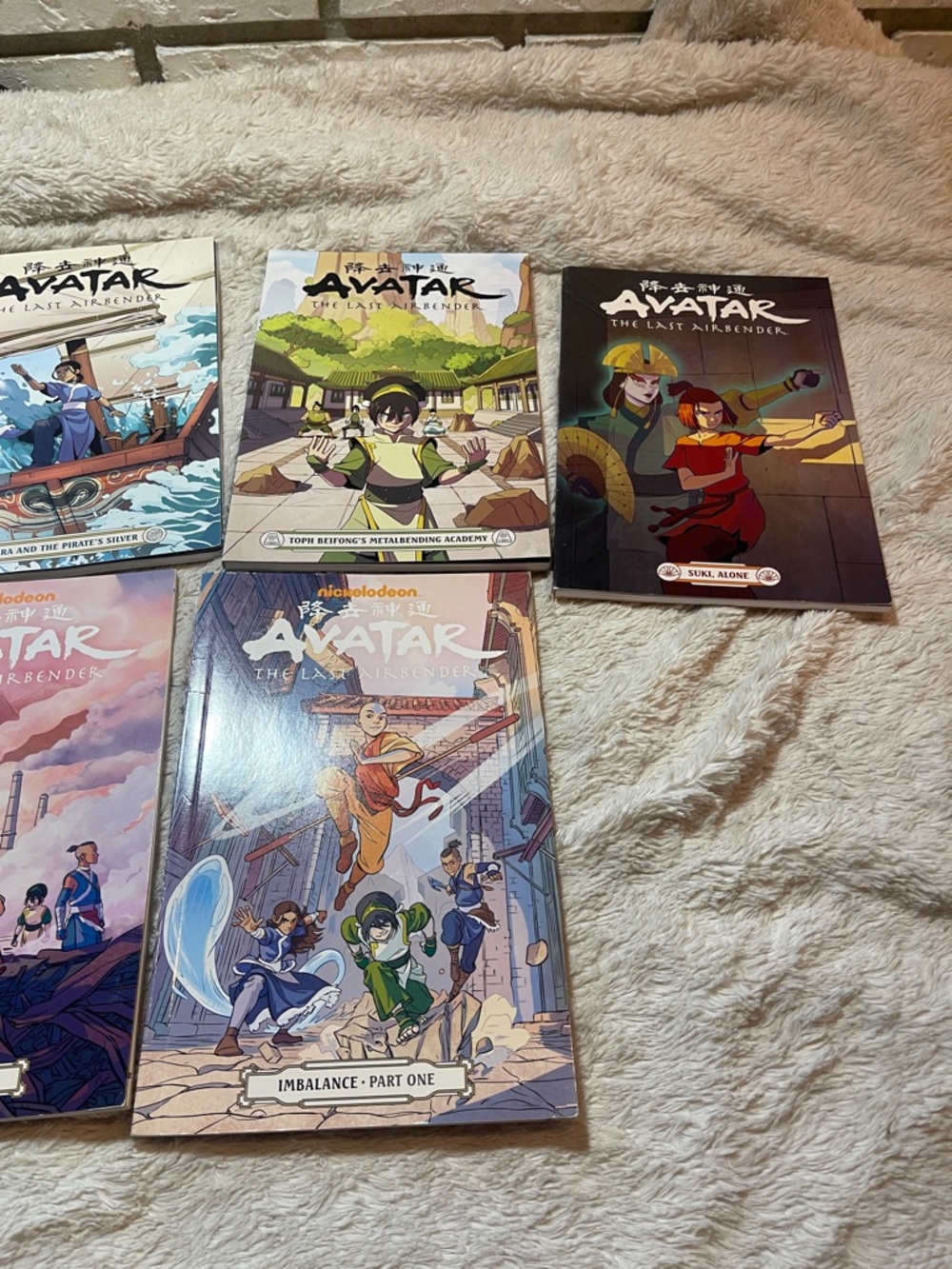 Avatar the last Airbender books set of six - Picture 3 of 4